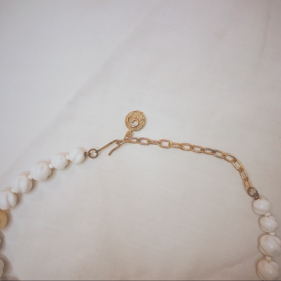 White Faux Pearl and Crystal Bead Necklace - Picture 4 of 4